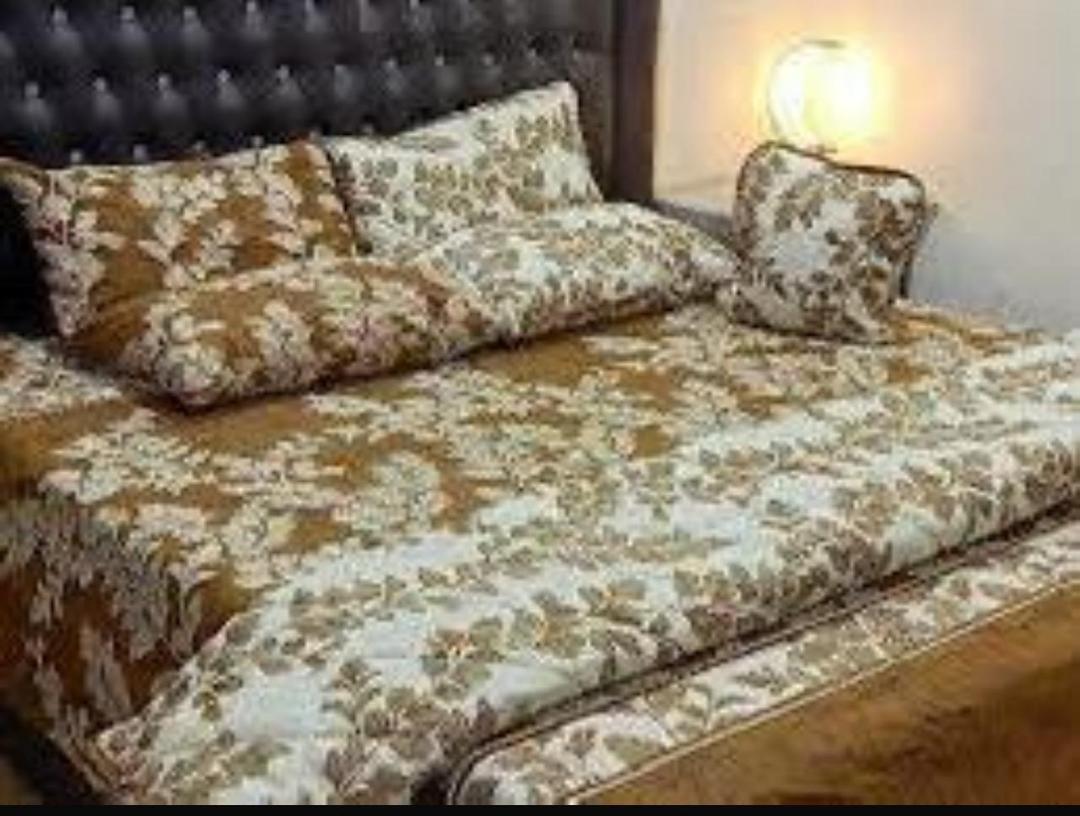 7 Pcs Cotton Salonica Printed Comforter Set