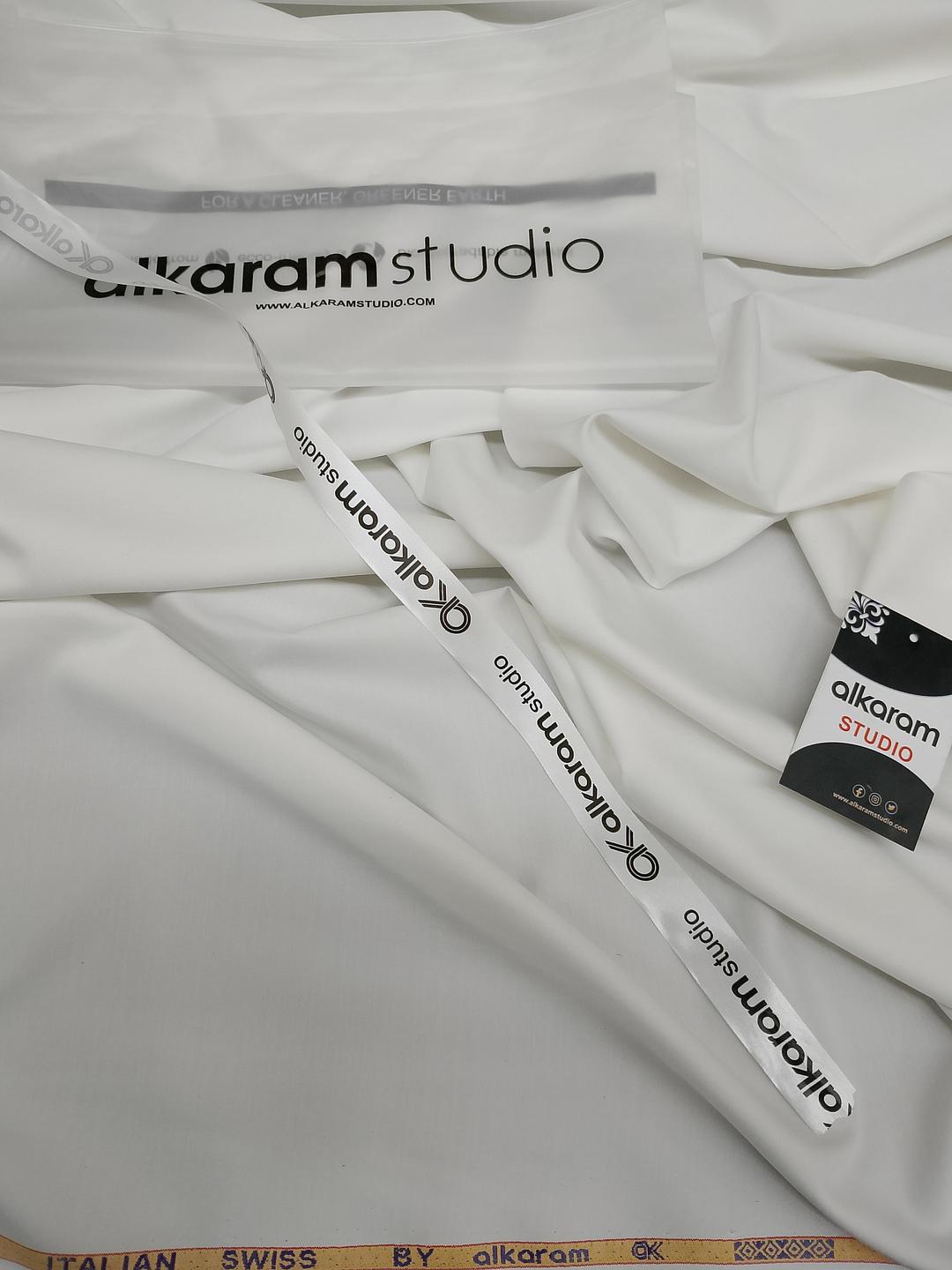 Men’s Unstitched Wash And Wear Plain Suit