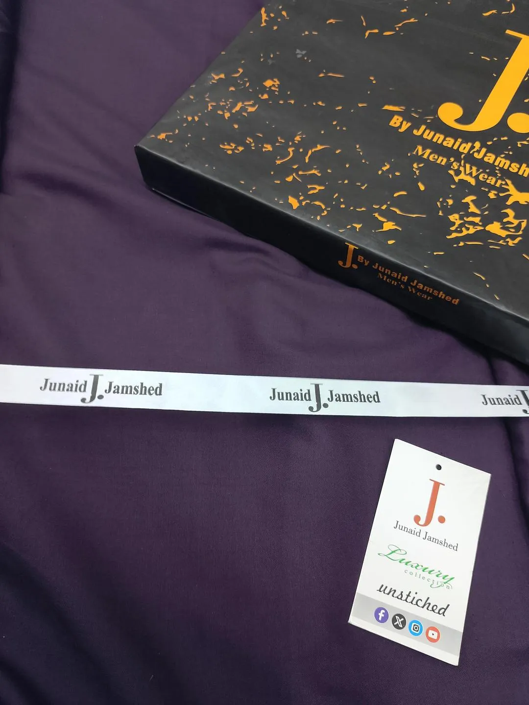 Men’s Unstitched Wash And Wear Plain Suit