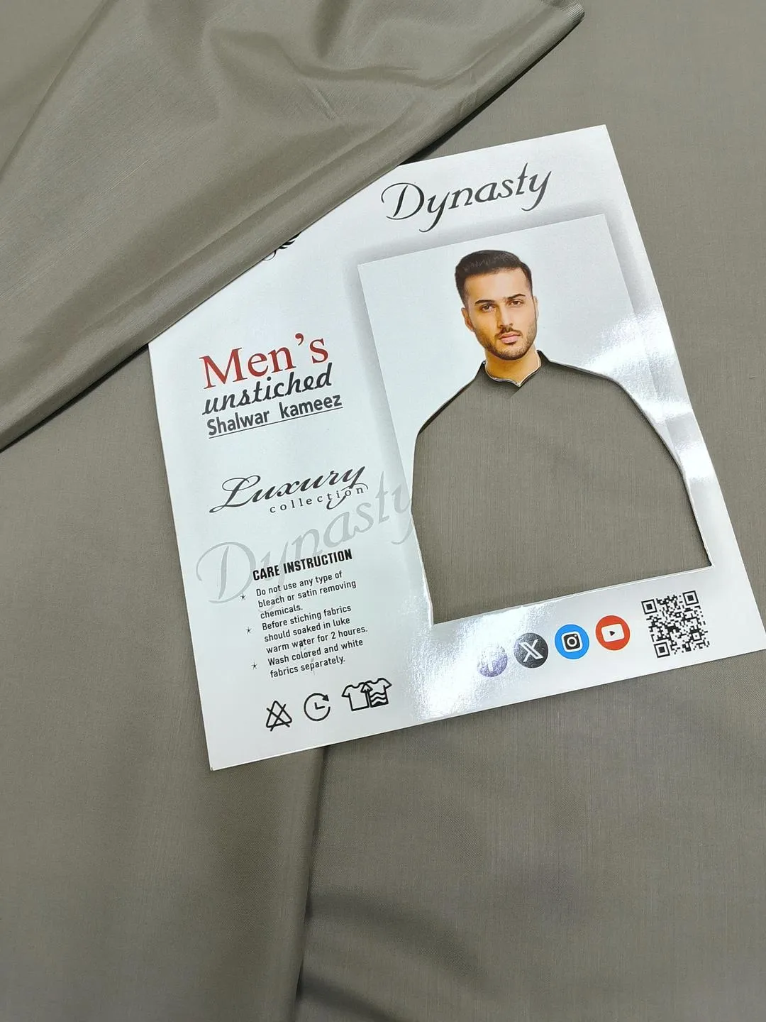 Men’s Unstitched Wash And Wear Plain Suit