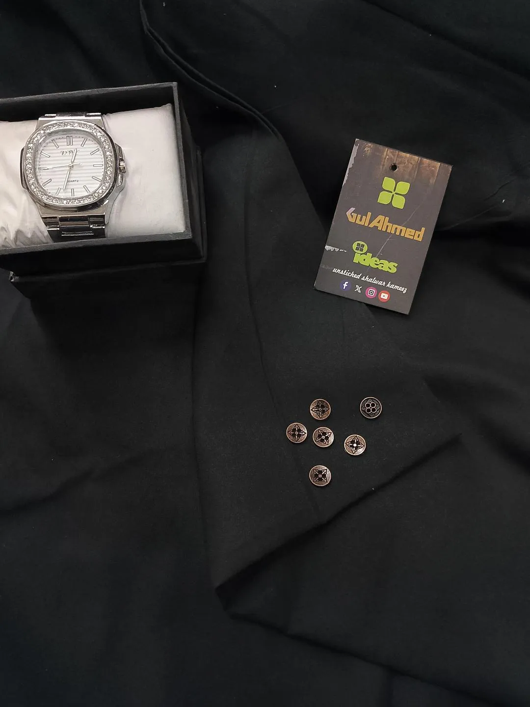 Men’s Unstitched Wash And Wear Plain Suit