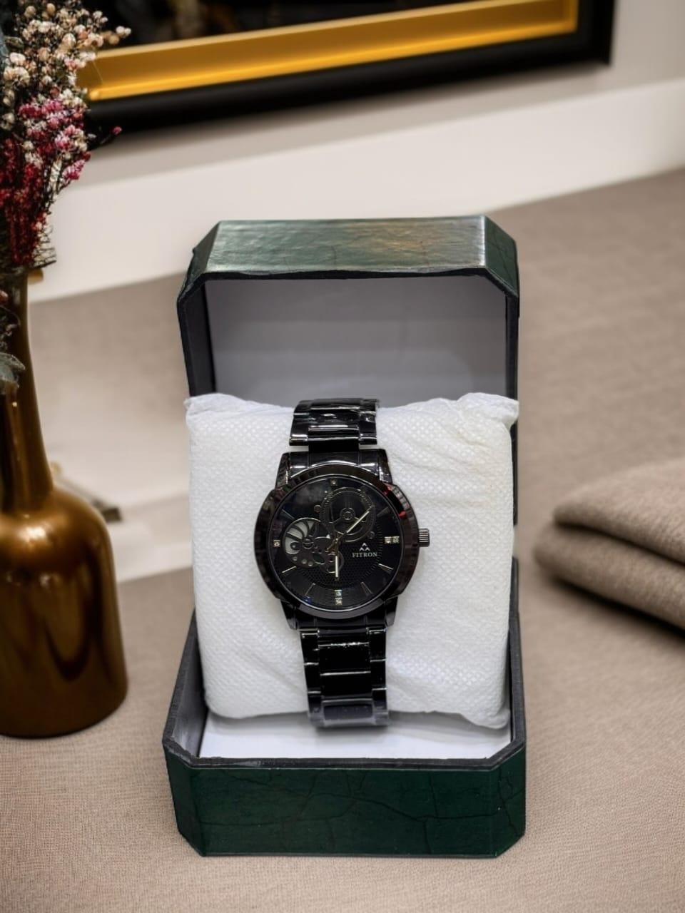 Men's Movement: Quartz, Water Resistant Watch