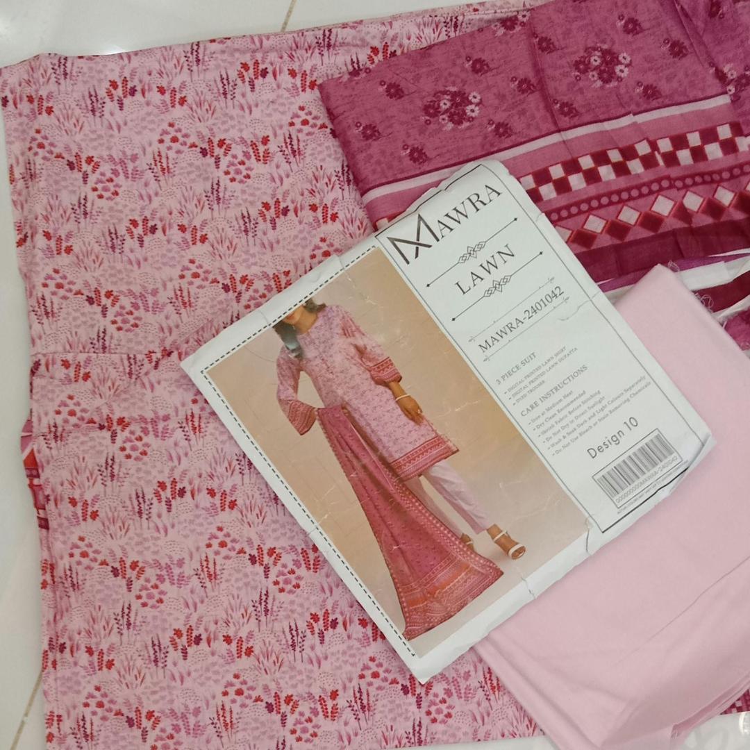 3 Pcs Women's Unstitched Digital Print Suit