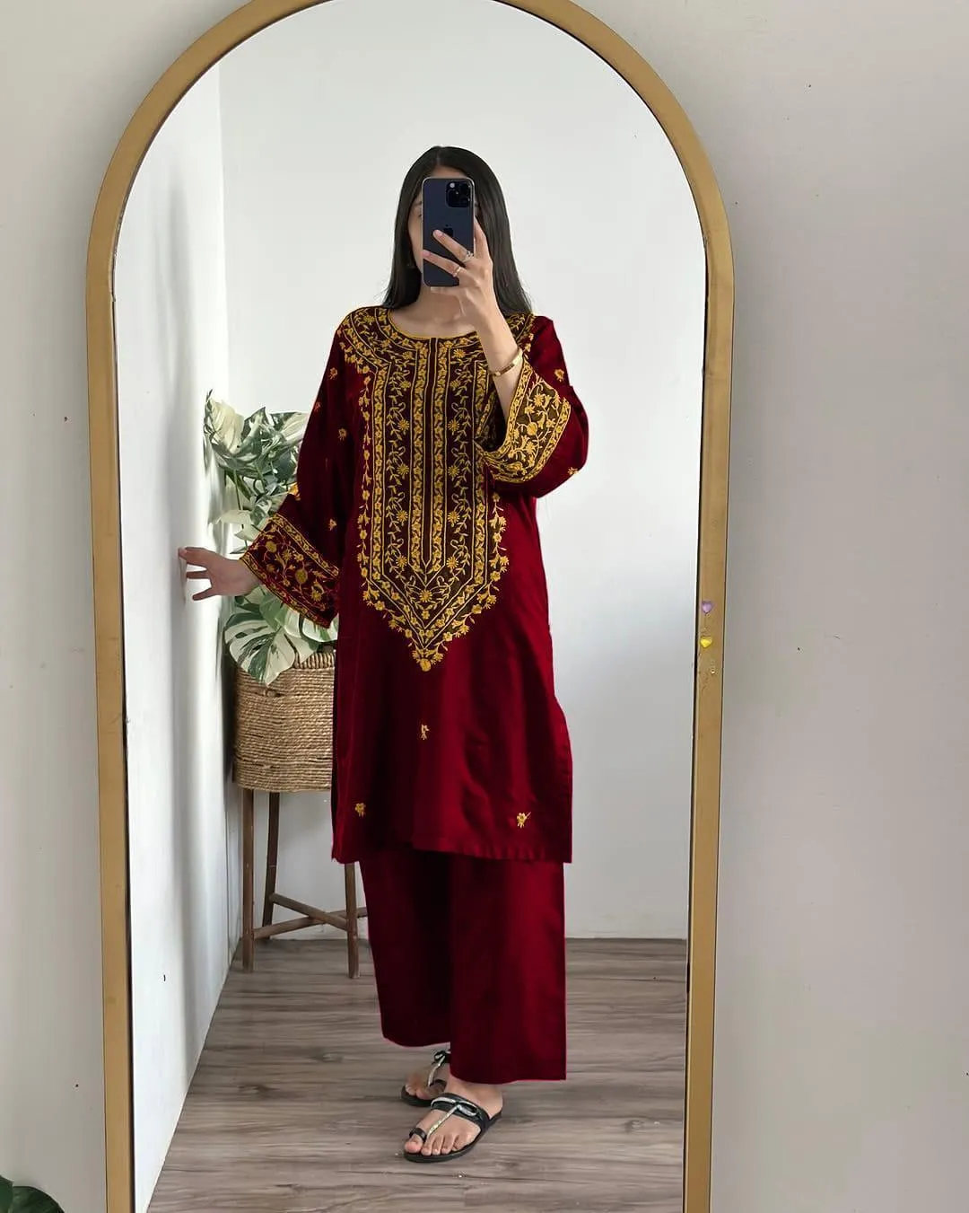 2 Pcs Women's Stitched Cotton Embroidered Co-Ord Set