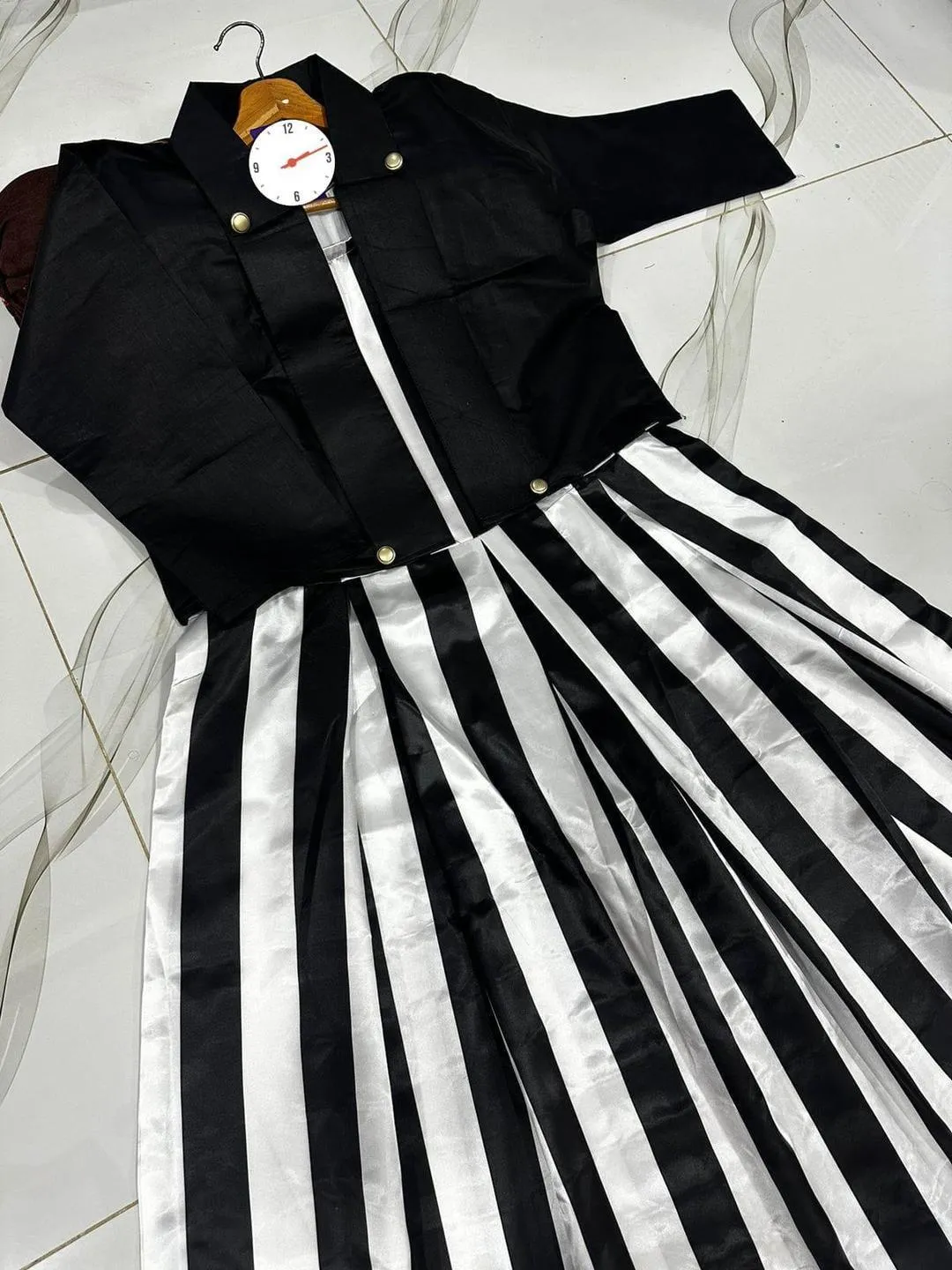 2 Pcs Women's Stitched Cotton Printed Maxi And Jacket