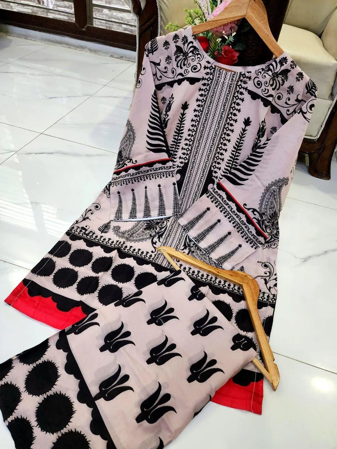 2 Pcs Women's Stitched Swiss Lawn Printed Co-Ord Set