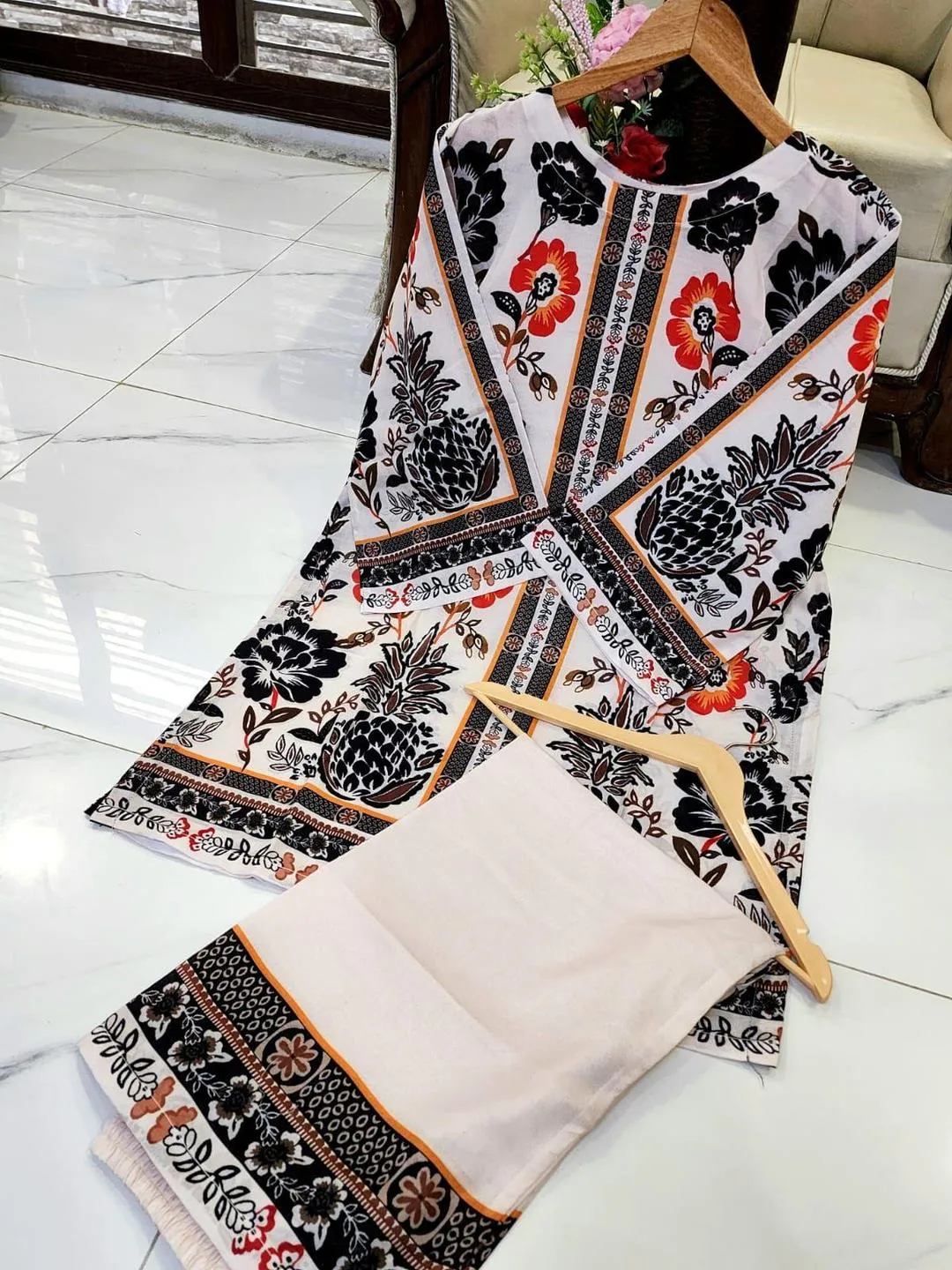 2 Pcs Women's Stitched Swiss Lawn Printed Co-Ord Set