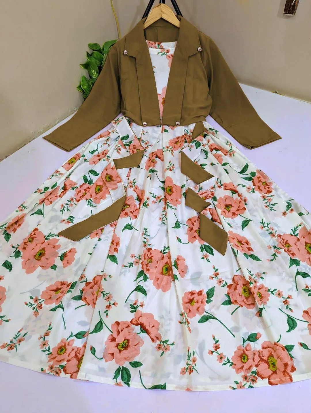 Winter Festival Digital Sleeve'less Maxi With Koti 