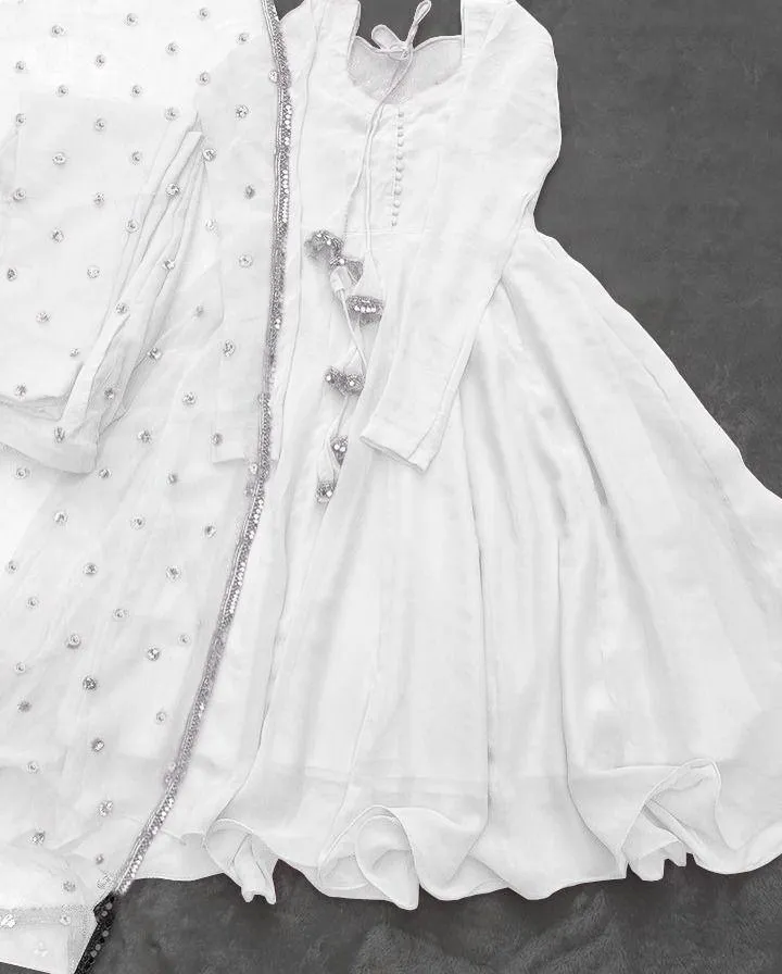 3 Pcs Women's Stitched Chiffon Embroidered Maxi Suit