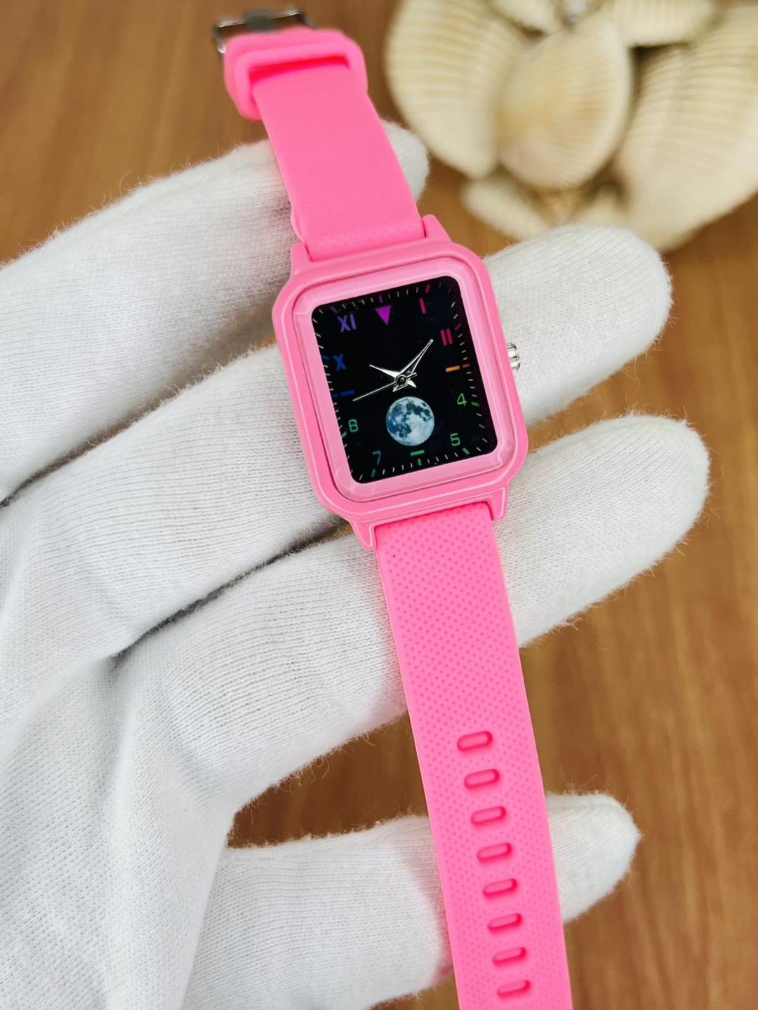 Unisex Quartz Sports Watch - 1 Pc Water Resistant Square Design