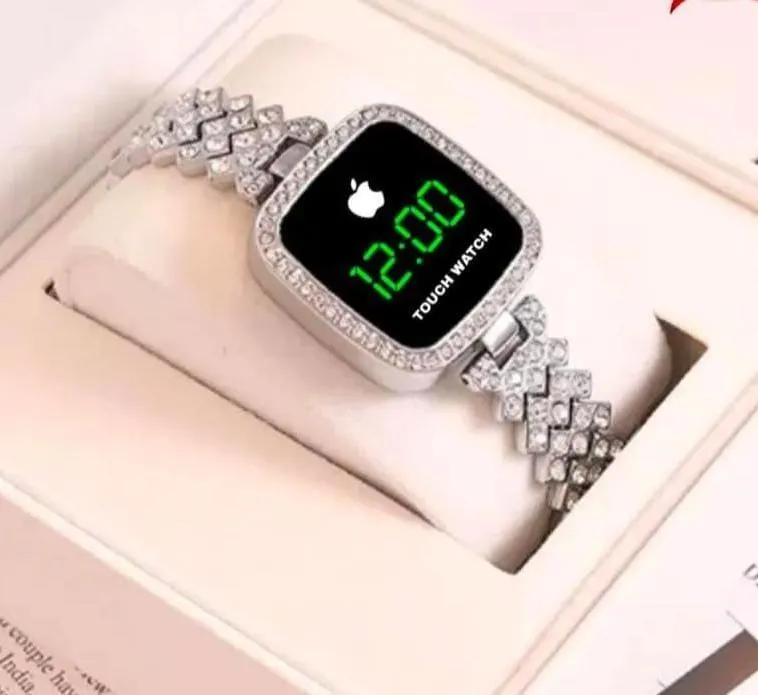 Stylish Women's Square Chain Strap Watch - 1 Pc, Water Resistant & Battery Operated