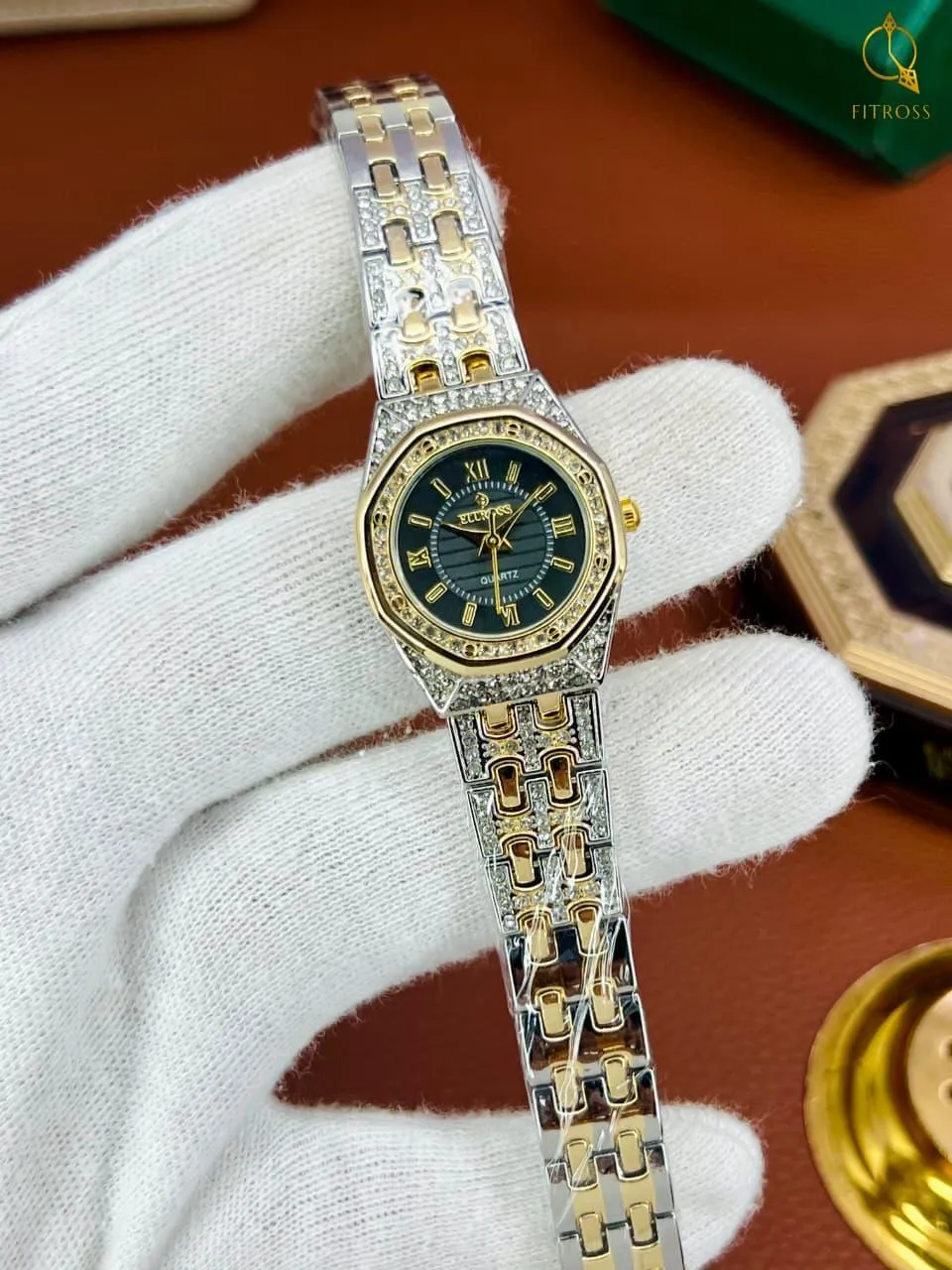 Women's Chic Everyday Design That Upgrades Any Outfit Watch 1