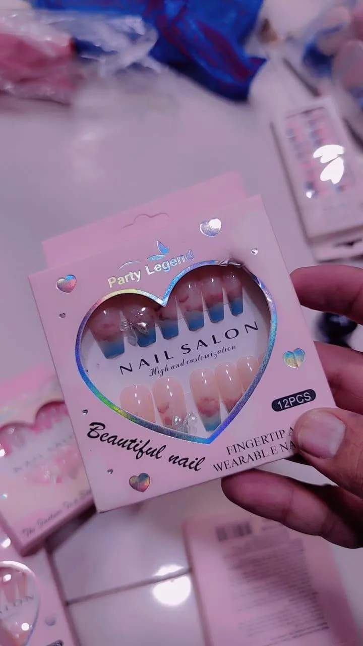 Smooth and Even Coverage Fake Nails 12 Pc 