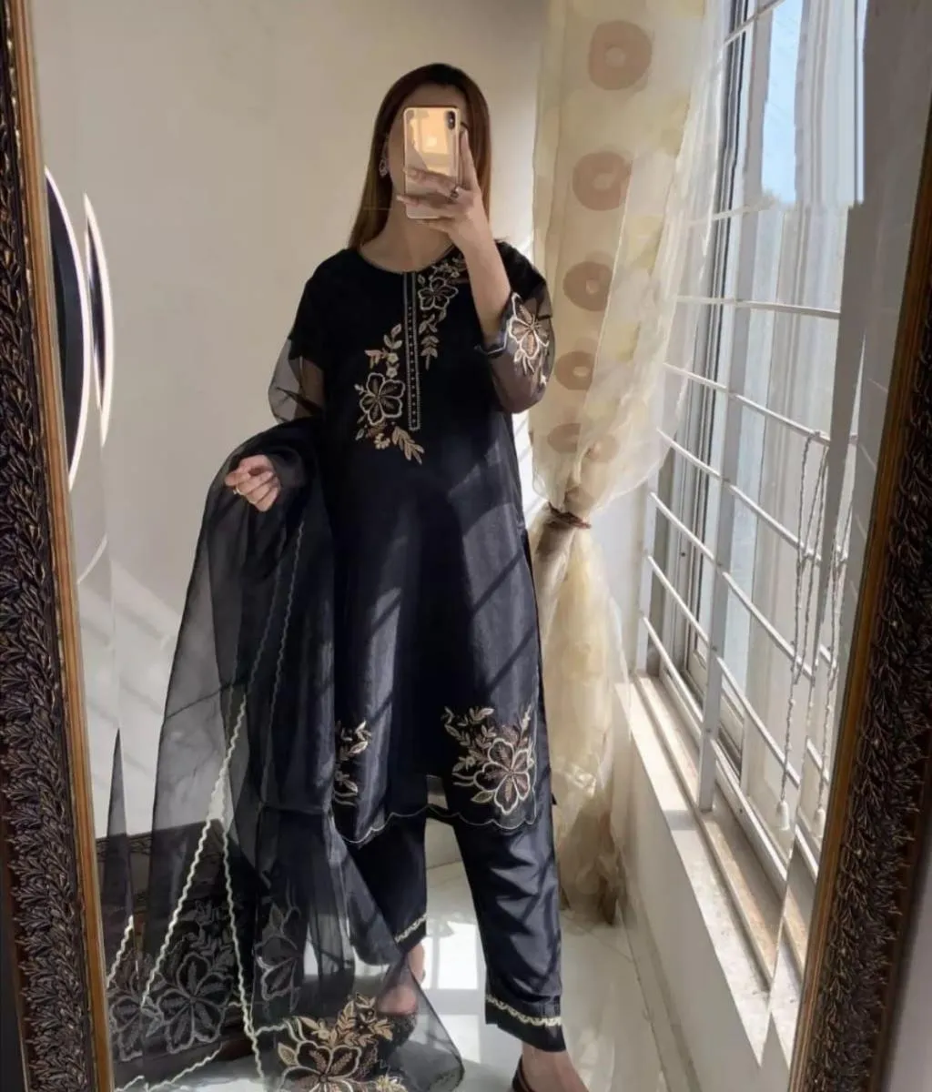 3 Pcs Women's Stitched Organza Embroidered Suit