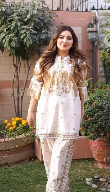 2 Pcs Women's Stitched Swiss Lawn Printed Co-Ord Set