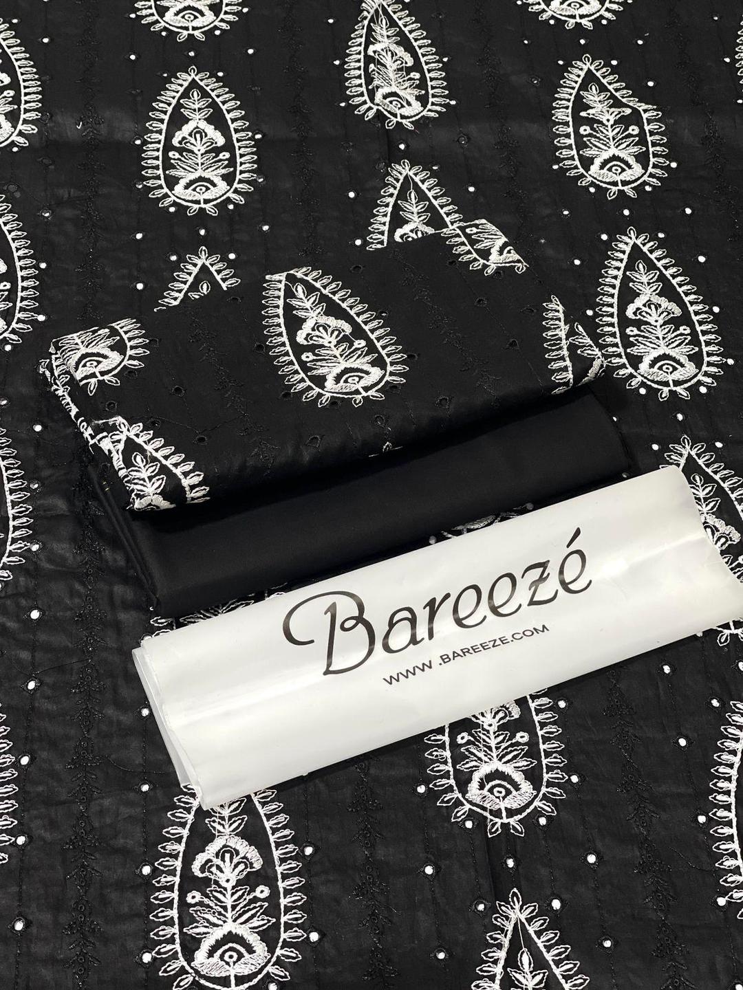 2 Pcs Women's Unstitched Embroidered Suit