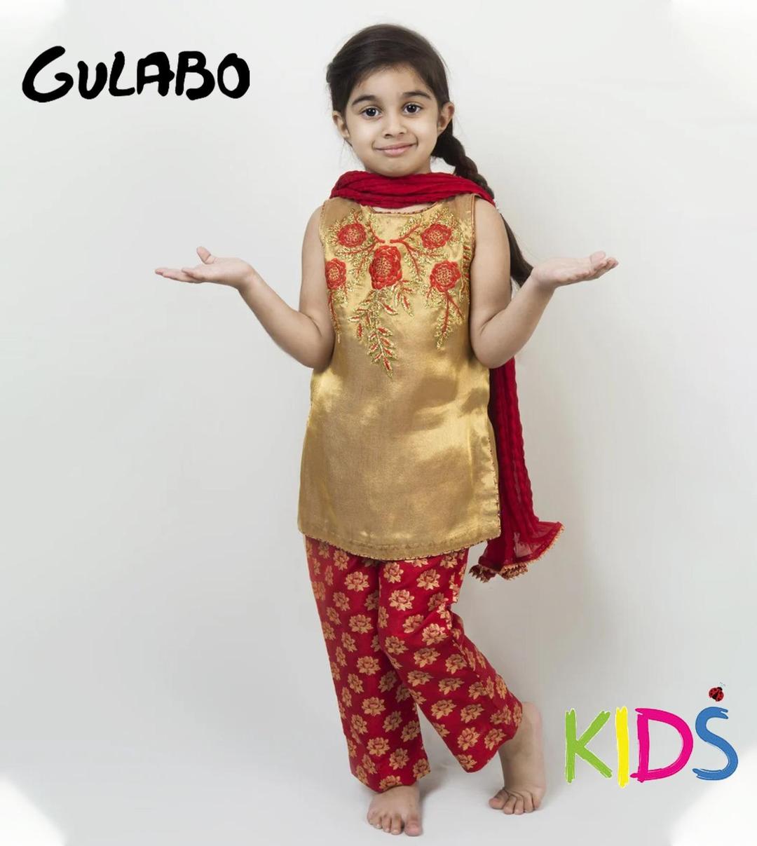 3 Pcs Girl's Lawn Embroidered Unstitched Suit