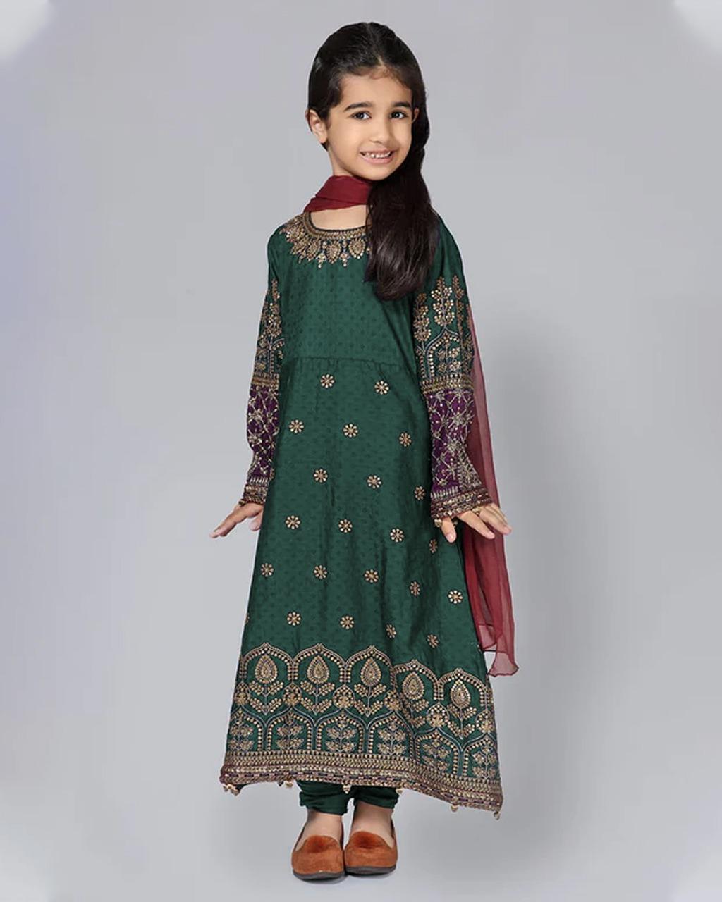 3 Pcs Girl's Lawn Embroidered Unstitched Suit