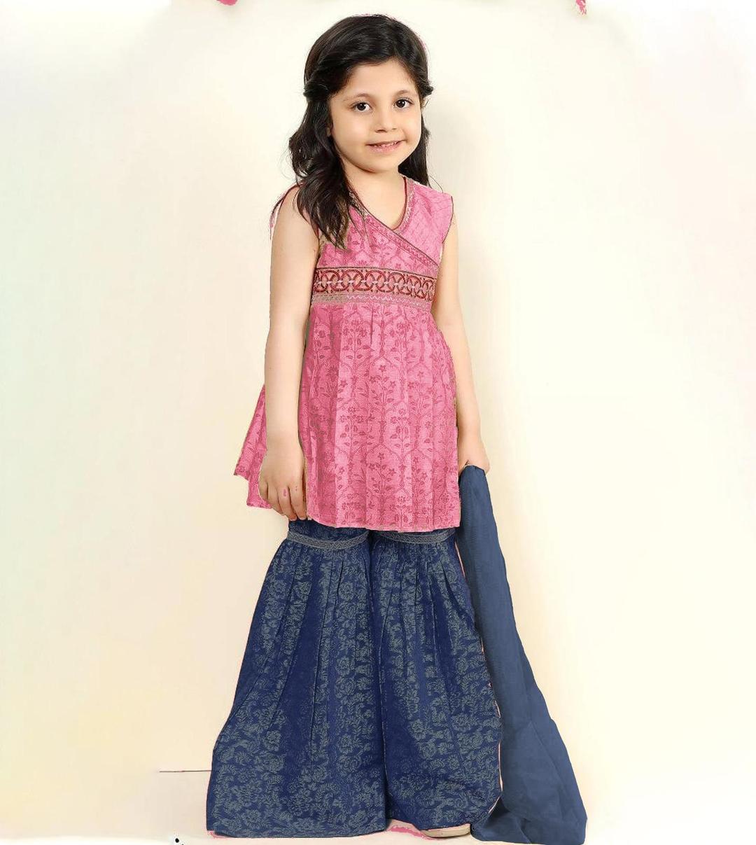 3 Pcs Girl's Lawn Embroidered Unstitched Suit