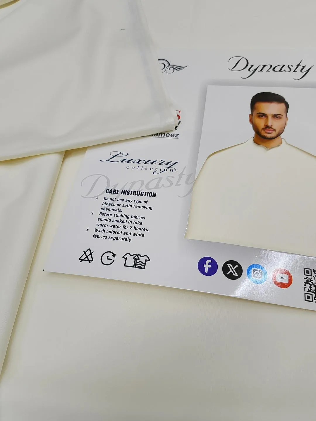 Men’s Unstitched Wash And Wear Plain Suit