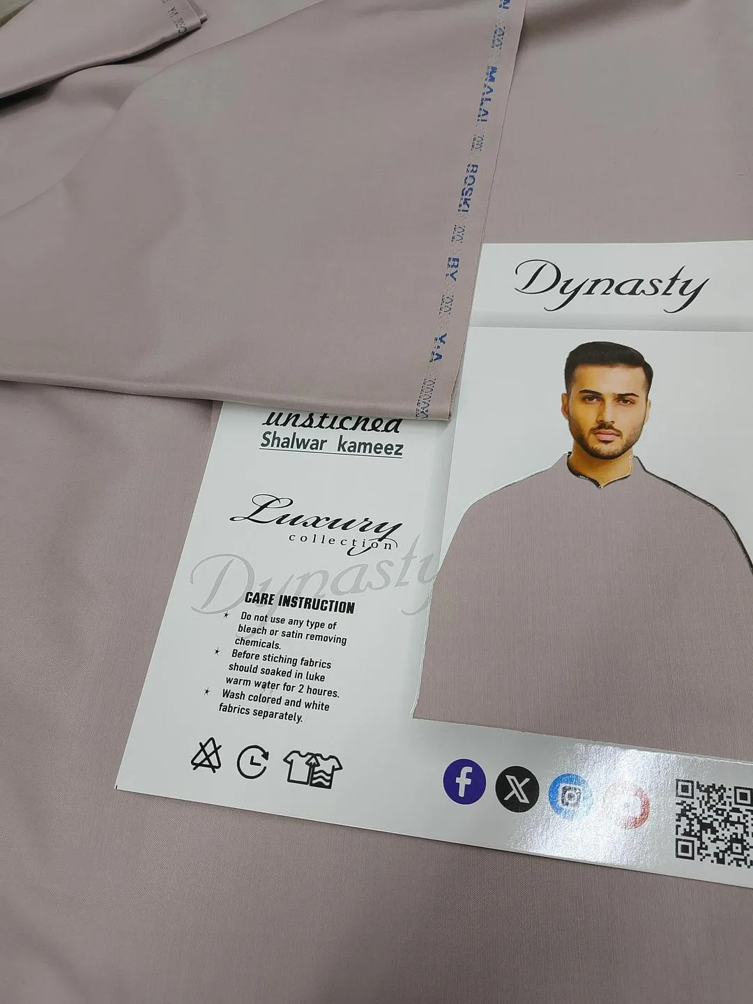 Men’s Unstitched Wash And Wear Plain Suit