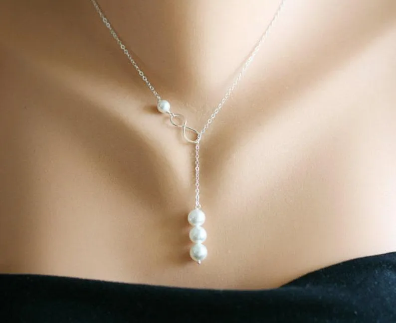Pearl Necklace Bracelet and earring set