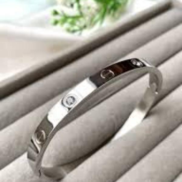 1 Pc Funky Silver Plated Resin Kara Bangle