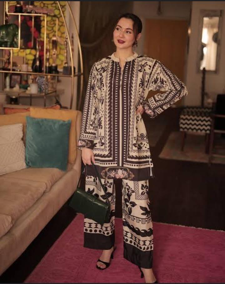 2 Pcs Women's Stitched Arabic Lawn Printed Shirt And Trouser