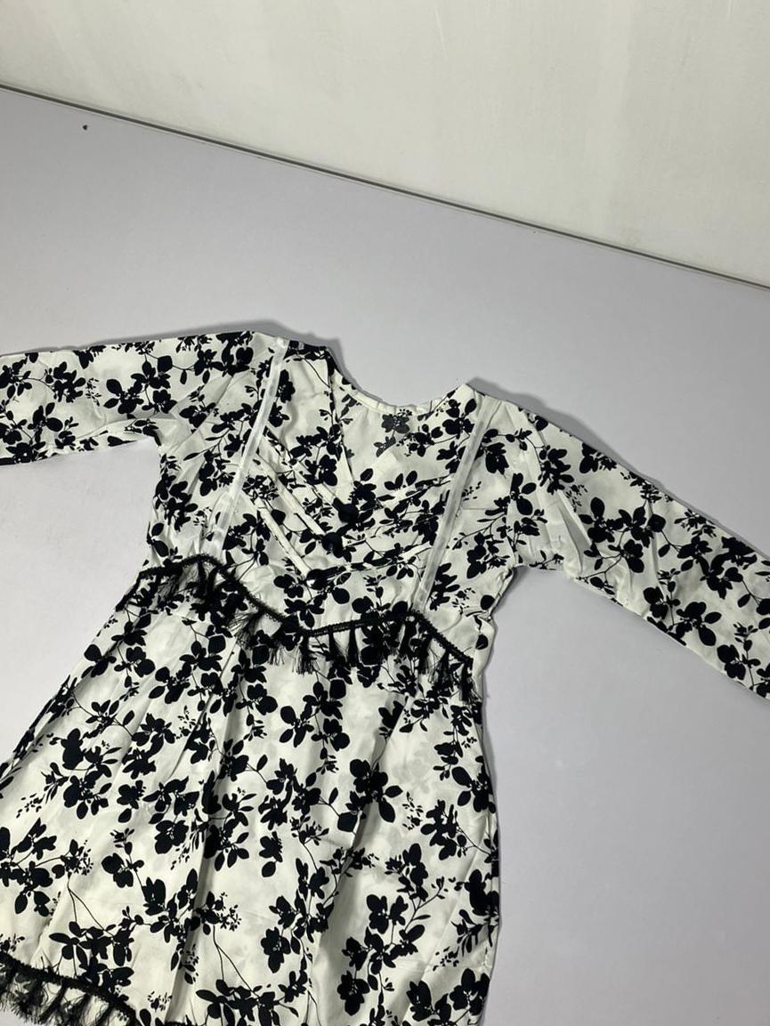 2 Pcs Women's Stitched Cotton Lawn Printed Shirt And Trouser