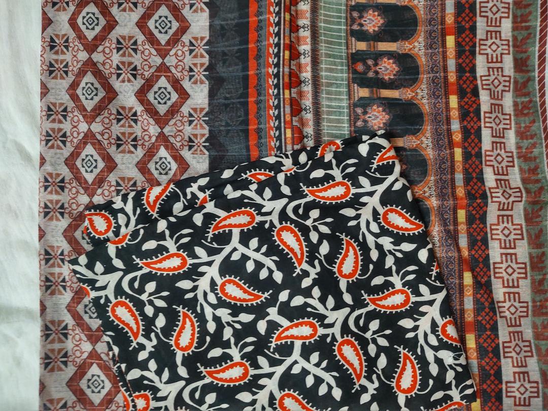 2 Pcs Women's Unstitched Printed Suit