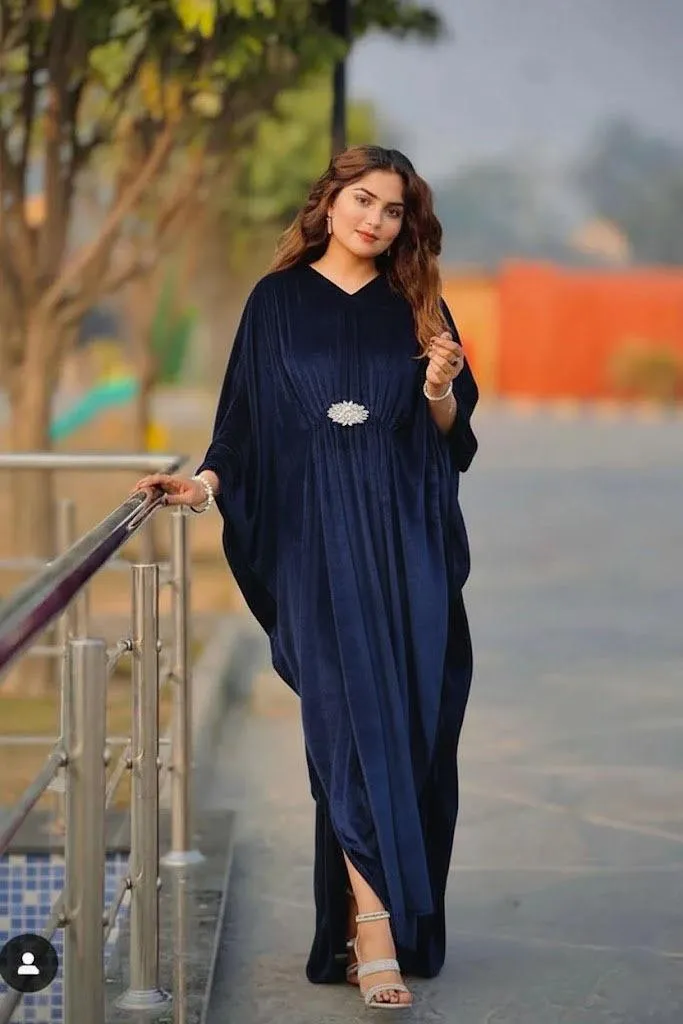 1 Pc Women's Stitched Velvet Plain Kaftan