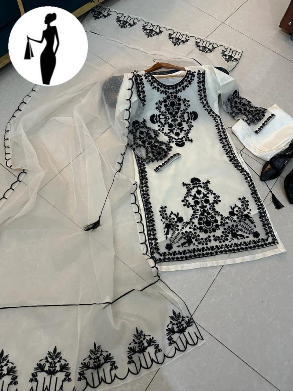 3 Pcs Women's Stitched Embroidered Suit