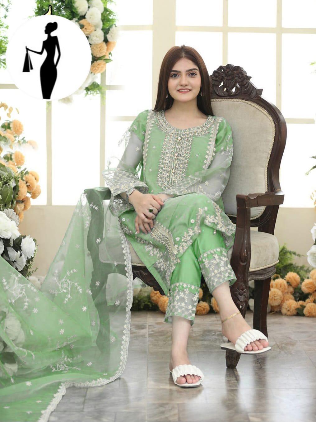 3 Pcs Women's Stitched Embroidered Suit