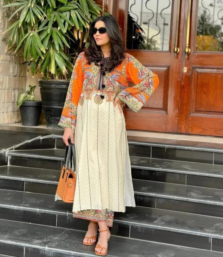 2 Pcs Women's Stitched Swiss Lawn Printed Co-Ord Set