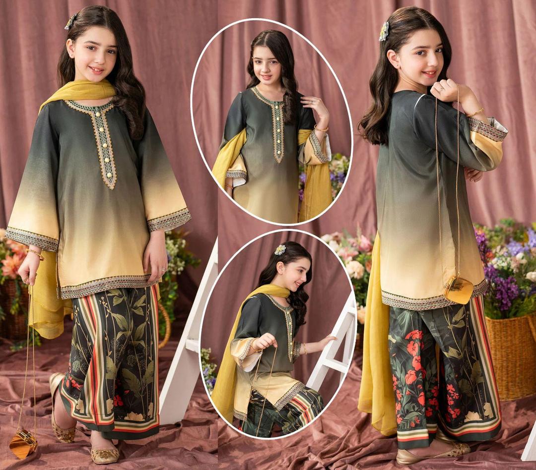 3 Pcs Girl's Arabic Lawn Printed Co-ord Set