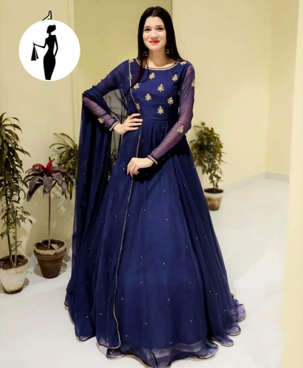 3 Pcs Women's Stitched Embroidered Maxi Suit