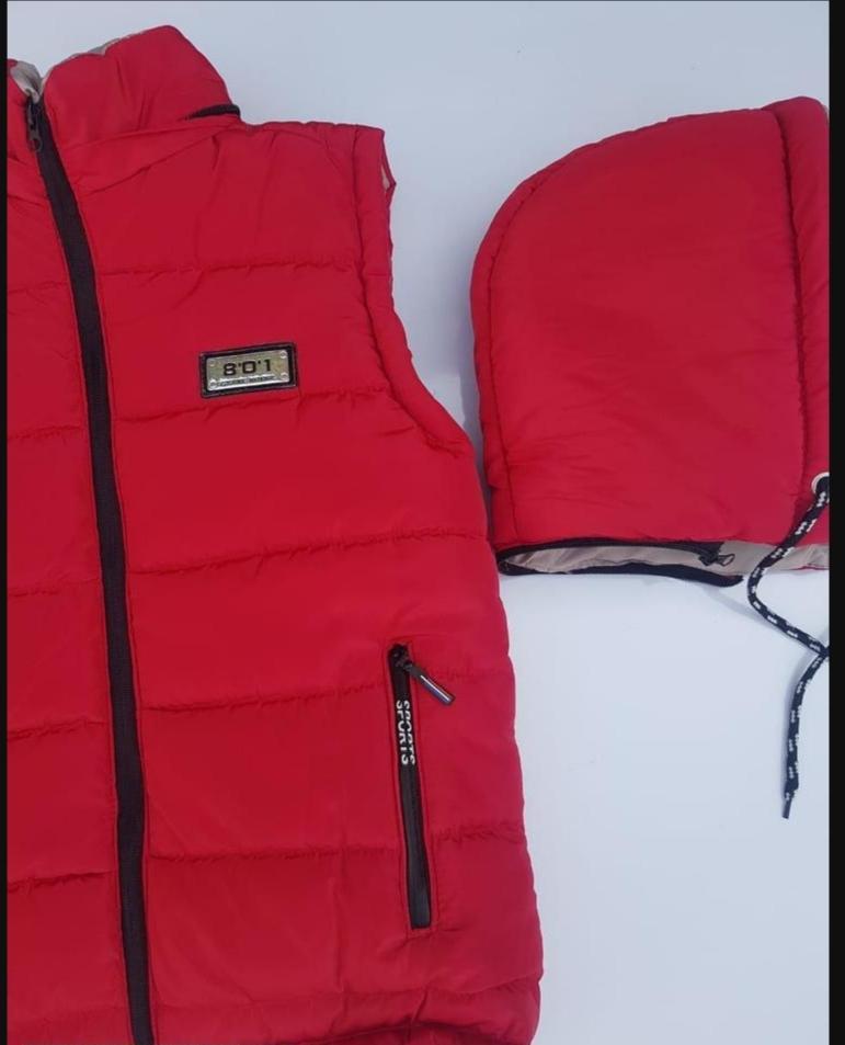 Red Sleeveless Puffer Jacket with Collar & Side Pockets