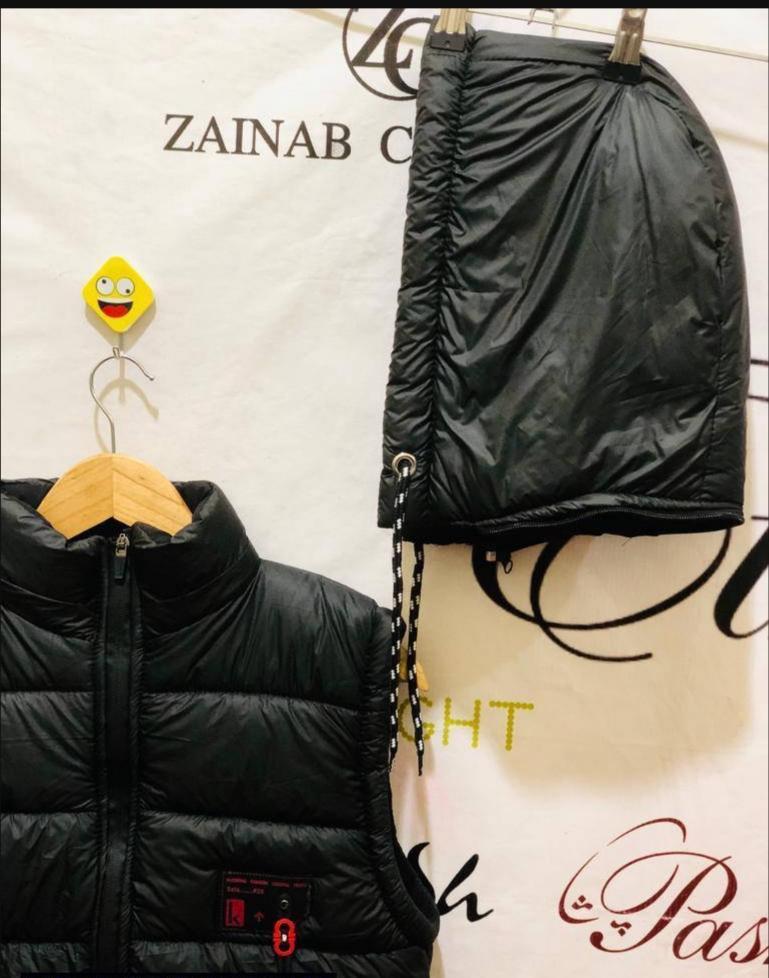 Men's Black Sleeveless Winter Puffer Vest