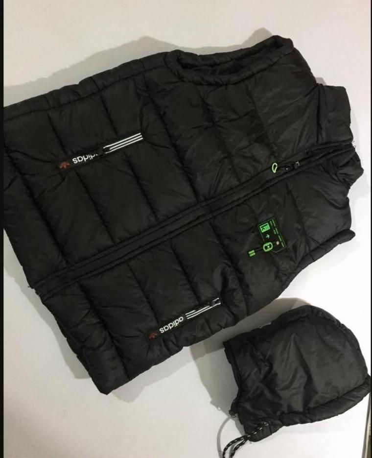 Men's Black Sleeveless Winter Puffer Vest