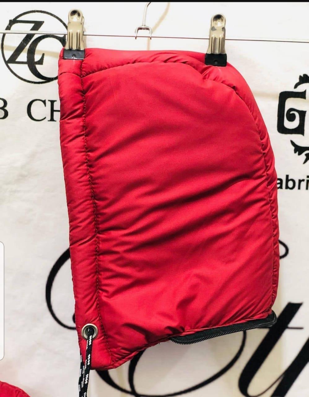 Red Men's Sleeveless Puffer Jacket Winter Cozy