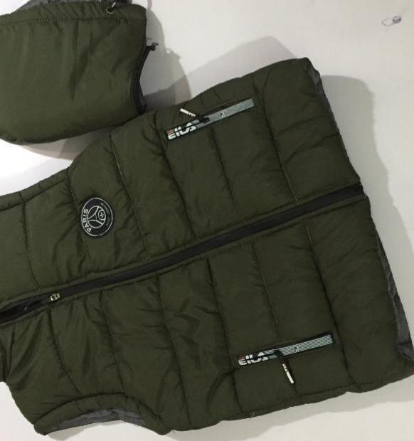 Men Sleeveless Puffer Jacket Green Parachute Fabric