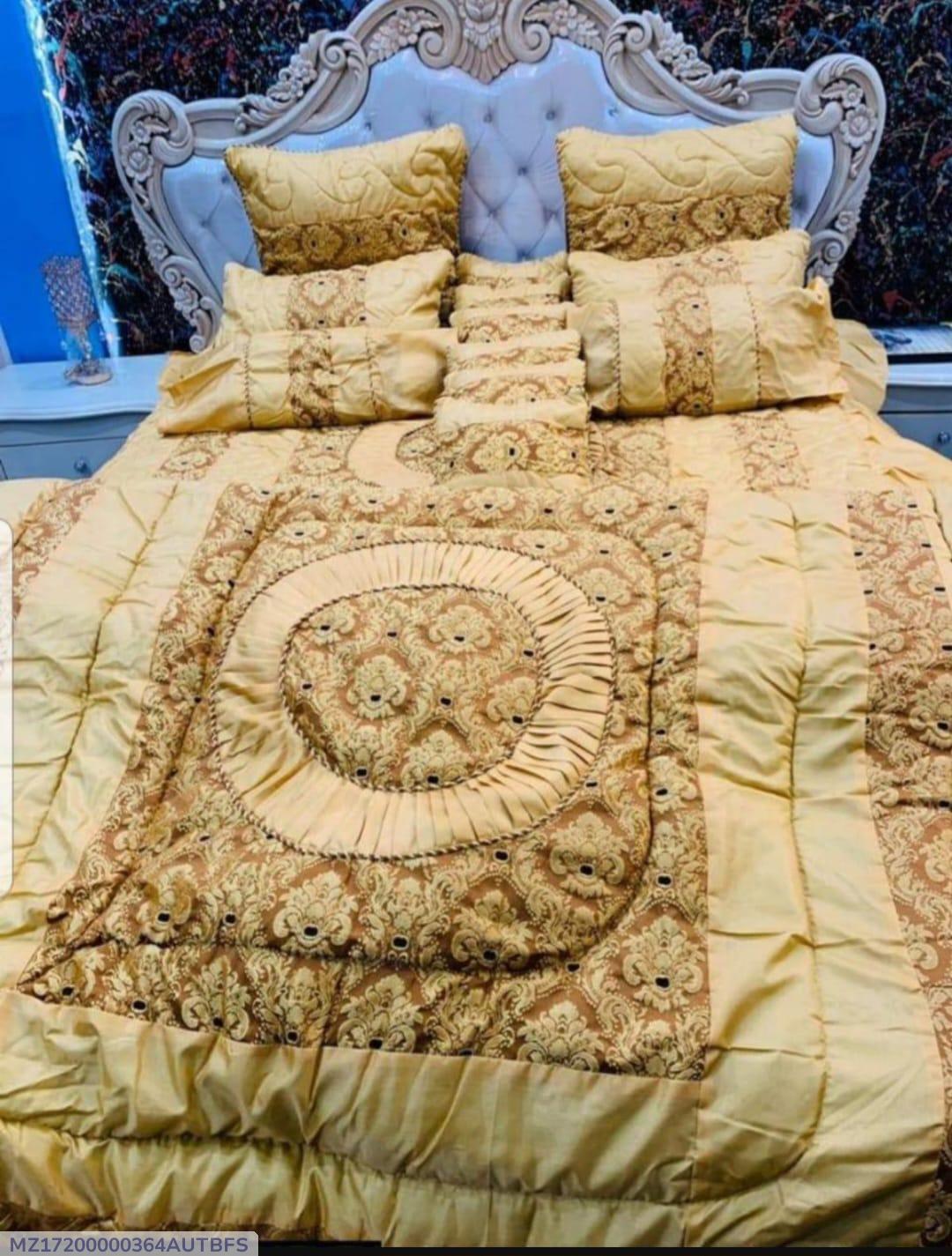 Golden Silk Jacquard 14-Piece King Size Bed Set