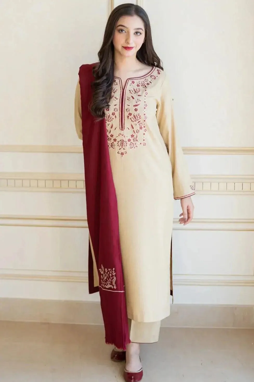 3 Pcs Women's Unstitched Embroidered Suit
