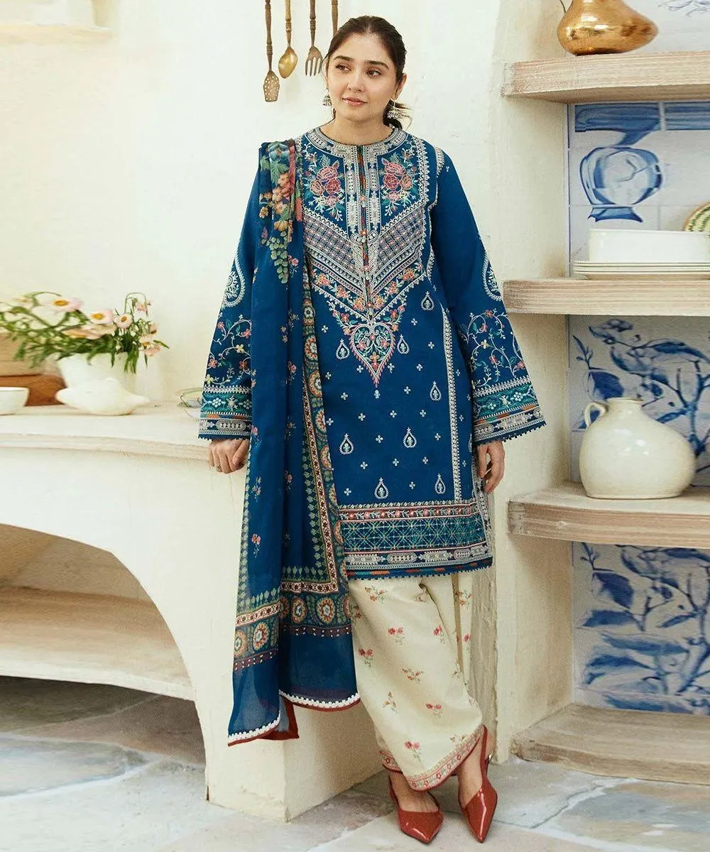 3 Pcs Women's Unstitched Embroidered Suit