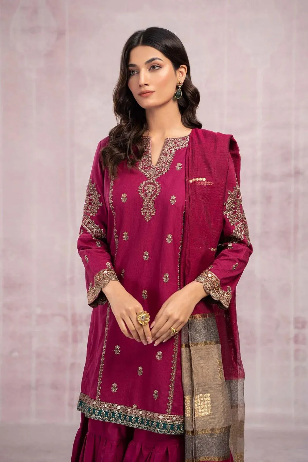 3 Pcs Women's Unstitched Embroidered Suit