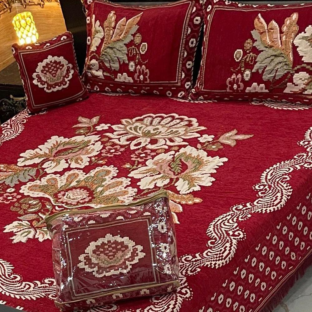 4 Pcs Velvet Jacquard Embroidered Double Bedsheet