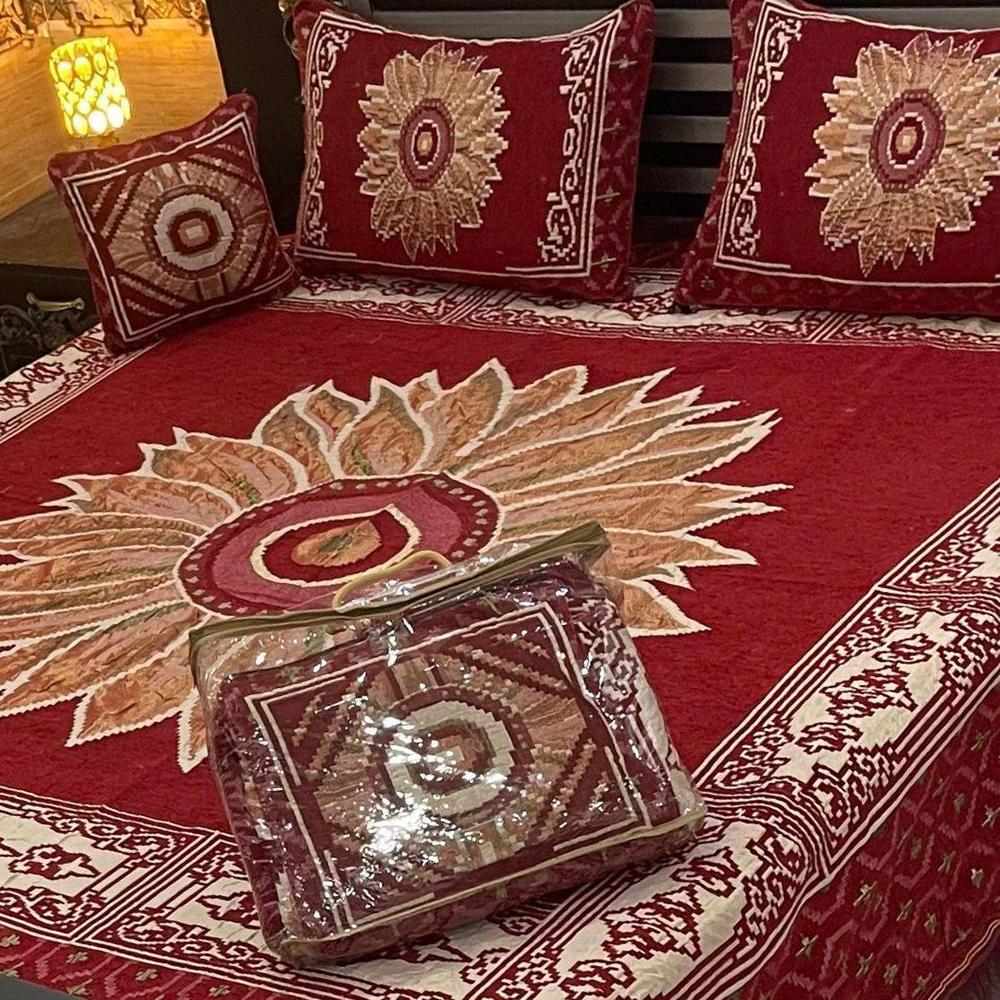 4 Pcs Velvet Jacquard Embroidered Double Bedsheet