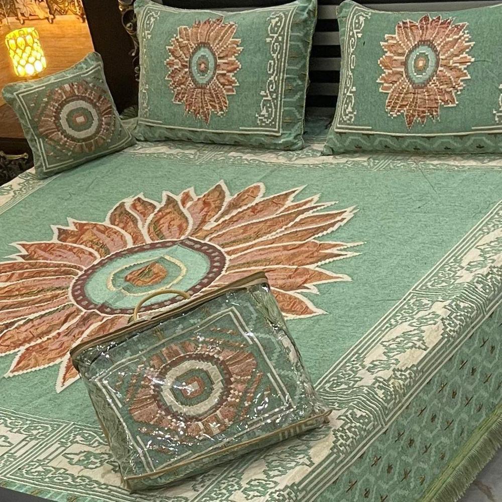 4 Pcs Velvet Jacquard Embroidered Double Bedsheet