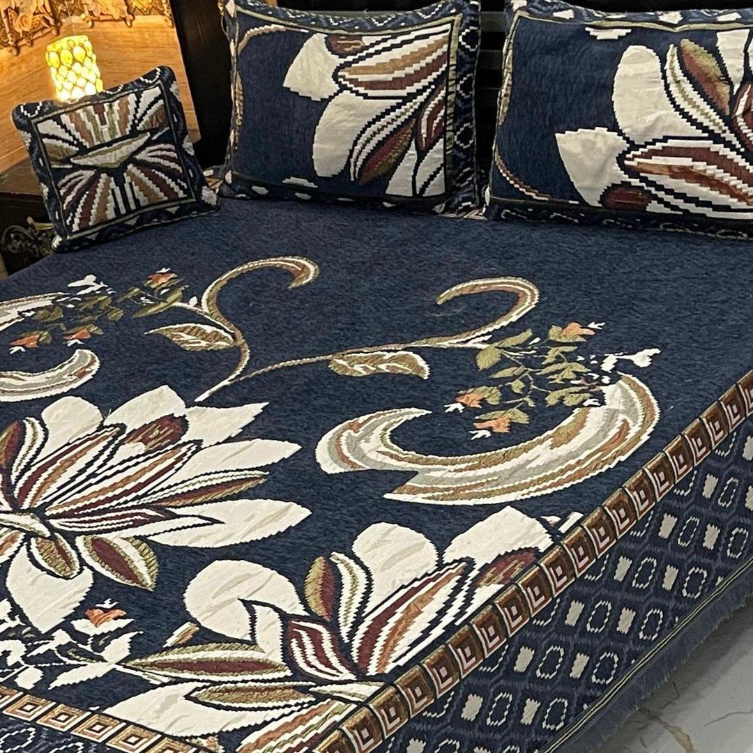 4 Pcs Velvet Jacquard Embossed Double Bedsheet