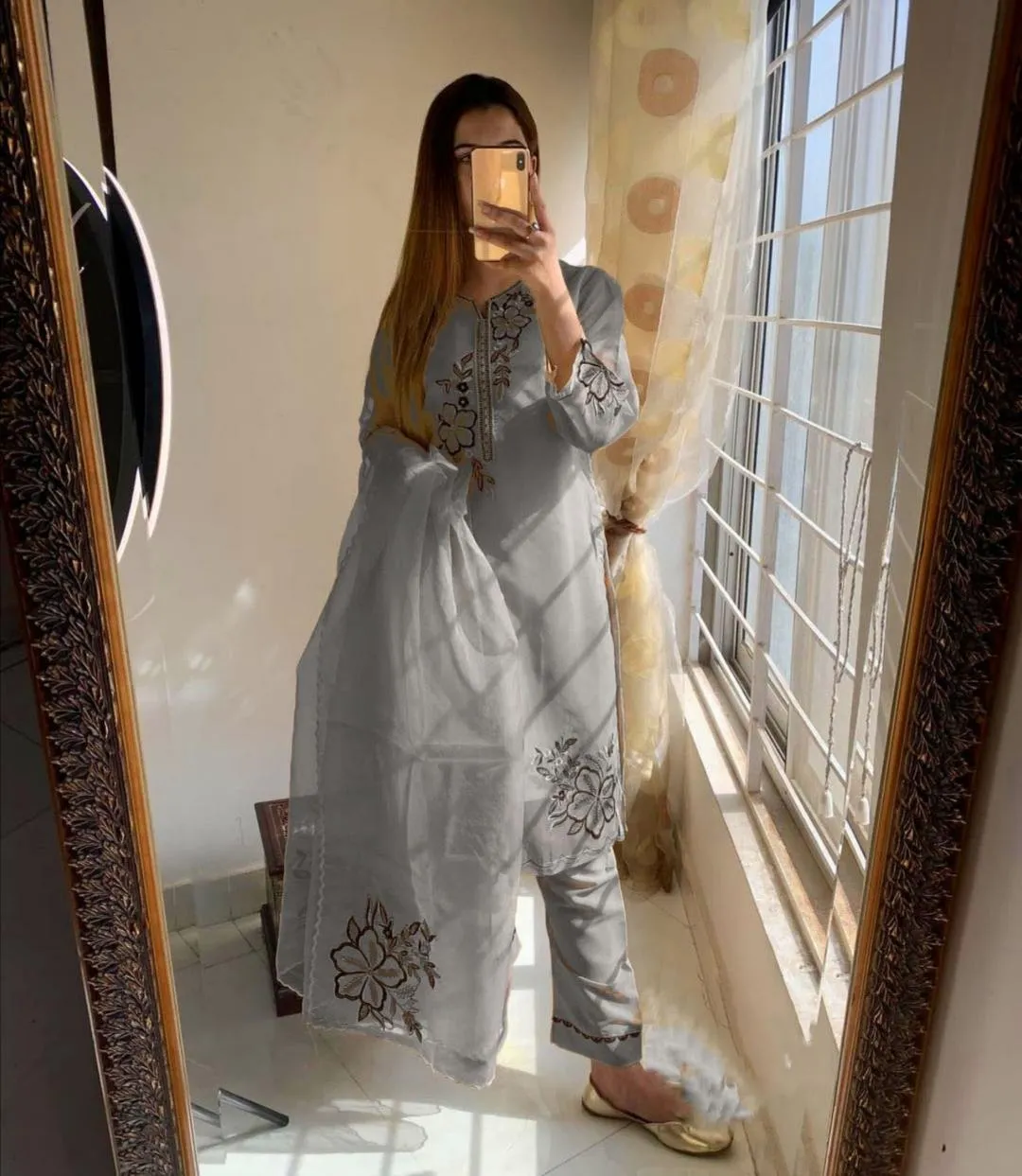 3 Pcs Women's Stitched Organza Sequins Embroidered Suit